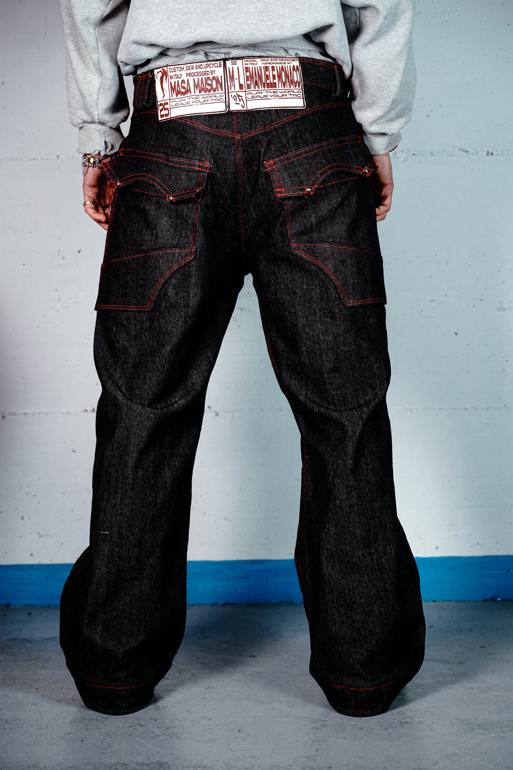 AMS LION JEANS