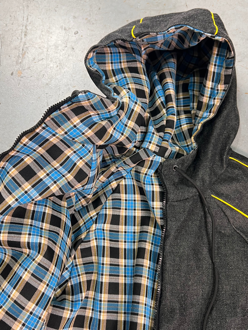 Reversible street jacket
