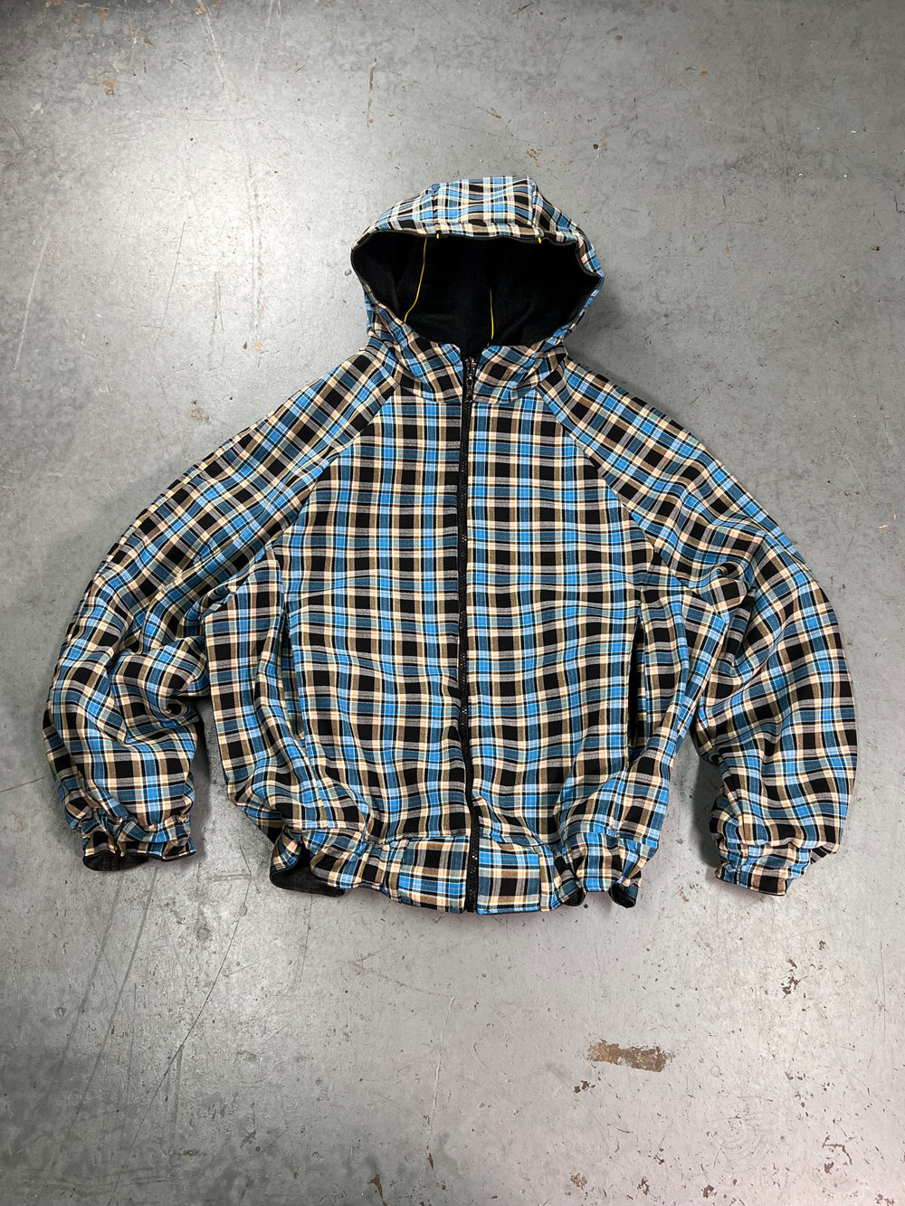 Reversible street jacket