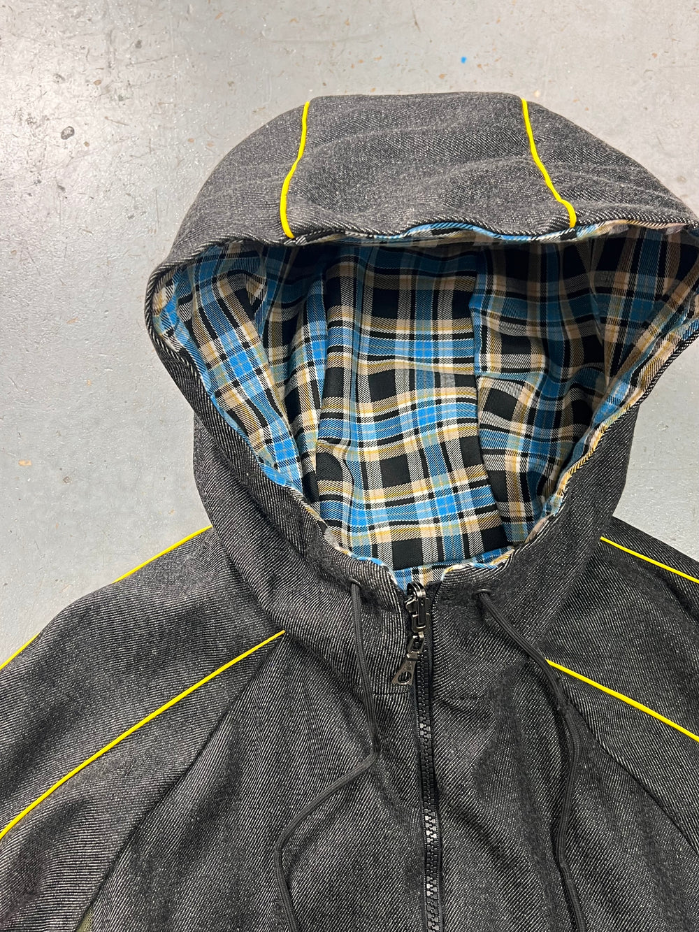 Reversible street jacket